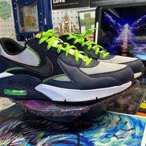Airmax neon size 12 condition eight out of 10